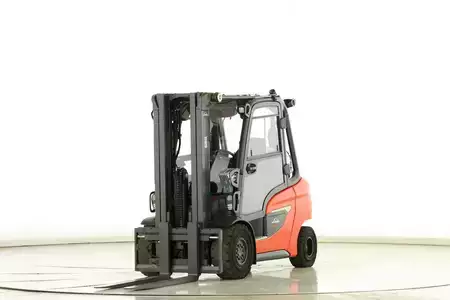 Empilhador a gás 2020  Linde H-35-T-01 (1202) (1)
