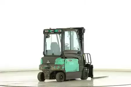 El truck - 4 hjulet 2019  Mitsubishi FB-20-AN (2)