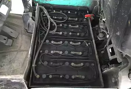 El truck - 4 hjulet 2019  Mitsubishi FB-20-AN (3)