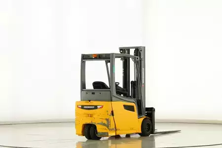 Elektro 3 Rad 2018  Jungheinrich EFG-220 (2)
