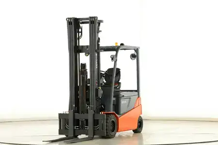 Elektro čtyřkolový VZV 2018  Toyota 05-8-FBM-35-T (1)