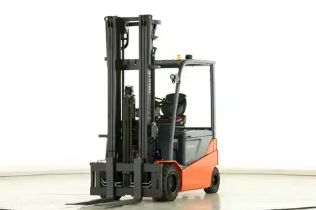 Elektro čtyřkolový VZV 2018  Toyota 05-8-FBM-35-T (1)