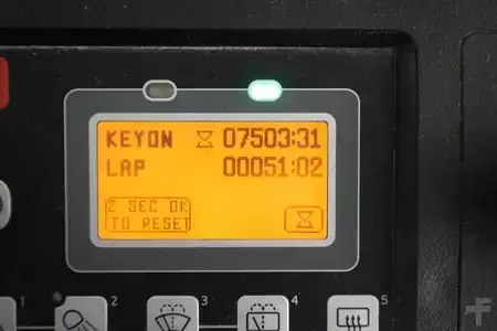 Sähkö - 4 pyör 2017  Toyota 8-FBMKT-25 (4)