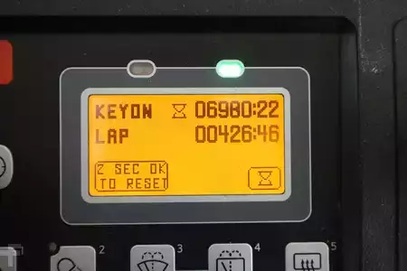 Sähkö - 4 pyör 2017  Toyota 8-FBMT-35 (4)