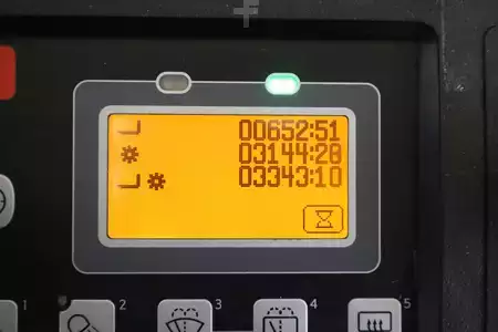 Sähkö - 4 pyör 2017  Toyota 8-FBMT-35 (5)