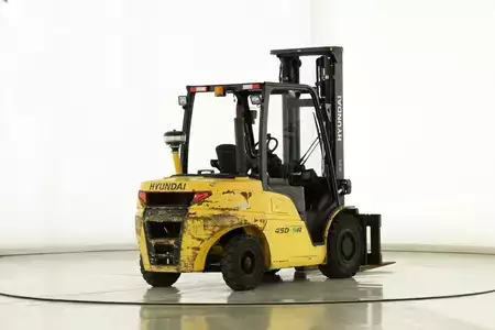 Dieseltrukki 2014  Hyundai 45-D-9-A (2)