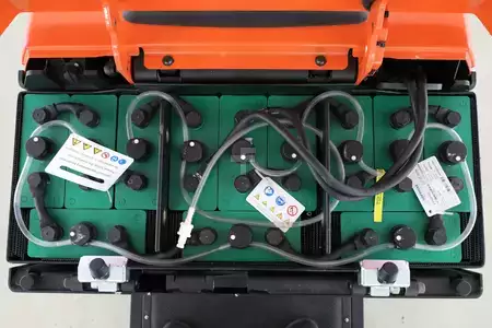 Tahač 2019  Toyota TSE-300 (3)