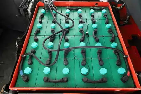 Carrelli elettrici 3 ruote 2014  Linde E-16-L-02 (386) (3)