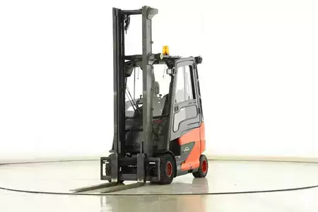 Elektromos 4 kerekű 2019  Linde E-25-H-01-600 (387) (1)