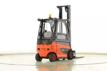 Elektromos 4 kerekű 2019  Linde E-25-H-01-600 (387) (2)