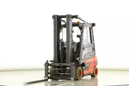 Electric - 4 wheels 2021  Linde E-30-01 (387) (1)