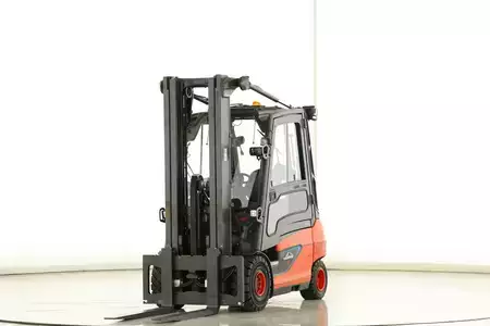 4-wiel elektrische heftrucks 2021  Linde E-30-01 (387) (1)