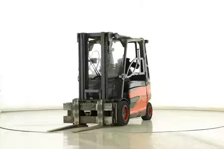 Eléctrico - 4 rodas 2021  Linde E-40-HL-01-600 (388) (1)