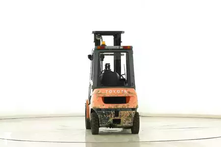 Dieselový VZV 2007  Toyota 62-7-FDF-30 (3)