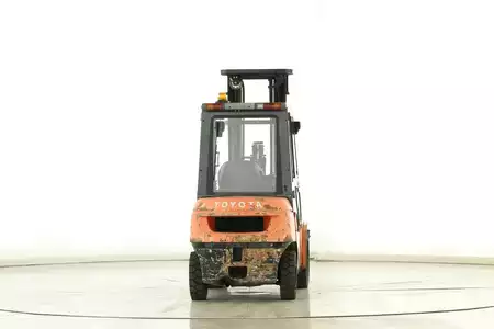 Dieselový VZV 2007  Toyota 62-7-FDF-30 (4)