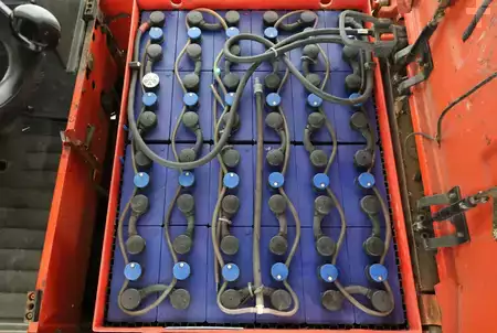 Electric - 3 wheels 2002  Linde E-16-02 (324) (3)
