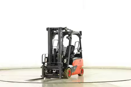 Elektro čtyřkolový VZV 2020  Linde E-16-P-02 (386) (1)