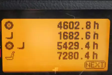 Gázüzemű targoncák 2022  Toyota 02-8-FGJF-35 (4)
