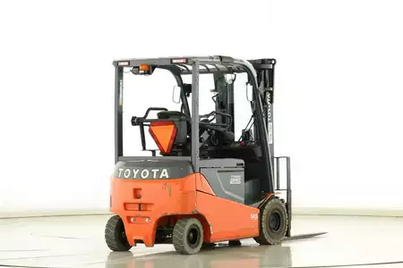 Elektro čtyřkolový VZV 2016  Toyota 8-FBMKT-25 (2)