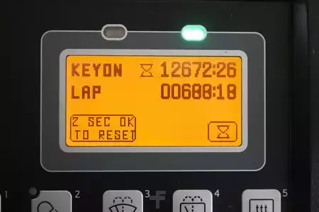 Sähkö - 4 pyör 2017  Toyota 8-FBMT-30 (4)