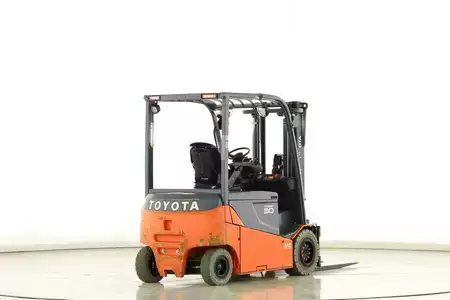 Elektro čtyřkolový VZV 2017  Toyota 8-FBMT-30 (2)