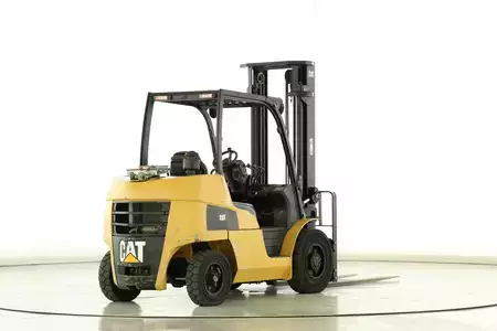 LPG VZV 2012  CAT Lift Trucks GP-40-N (2)