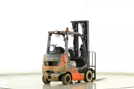 LPG VZV 2009  Toyota 02-8-FGKF-20 (2)