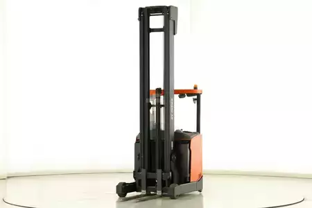 Reach Truck 2018  Toyota RRE-160-H (1)