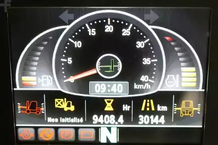 Wózki widłowe diesel 2018  Hyundai 25-D-9-E (4)