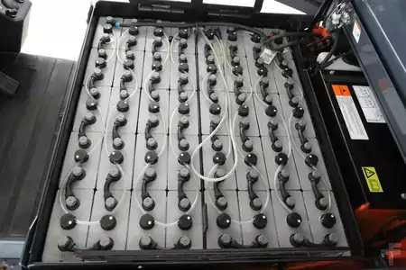 Chariots électriques à 4 roues 2021  Toyota 8-FBMT-25 (3)