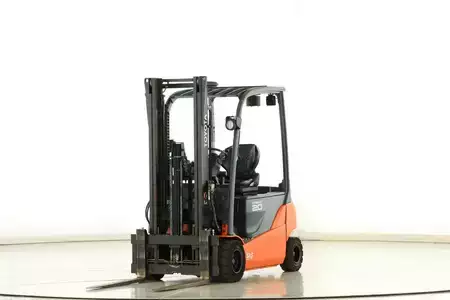 4-wiel elektrische heftrucks 2015  Toyota 8-FBMT-20 (1)