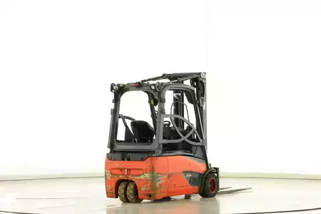 3-wiel elektrische heftrucks 2020  Linde E-20-L-02 (386) (2)