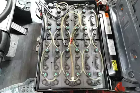 Chariots électriques à 3 roues 2017  Toyota 8-FBE-15-T (3)