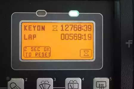 Elektro čtyřkolový VZV 2017  Toyota 8-FBMKT-25 (4)