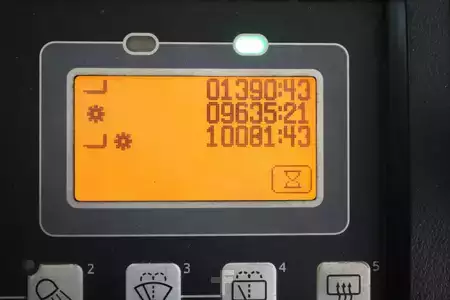 Elektro čtyřkolový VZV 2017  Toyota 8-FBMKT-25 (5)