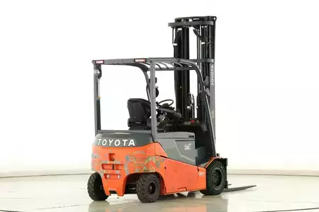4-wiel elektrische heftrucks 2016  Toyota 8-FBMT-30 (2)