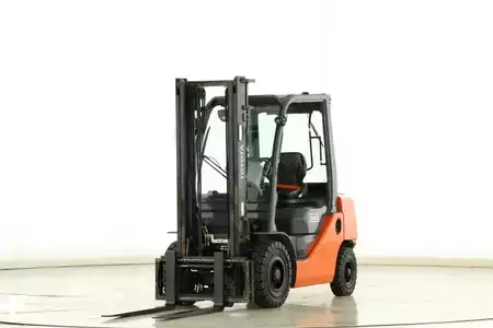 Diesel truck 2018  Toyota 02-8-FDF-25 (1)