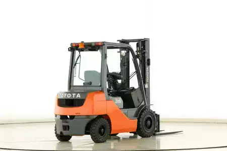 Diesel truck 2018  Toyota 02-8-FDF-25 (2)