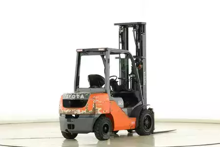 Dieselový VZV 2019  Toyota 02-8-FDF-30 (2)