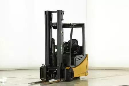 Elektro 3 Rad 2017  CAT Lift Trucks 2-ET-4000 (1)