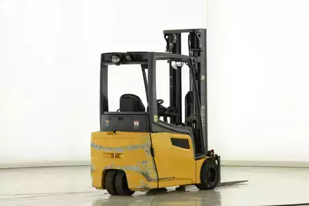 Elektro 3 Rad 2017  CAT Lift Trucks 2-ET-4000 (2)