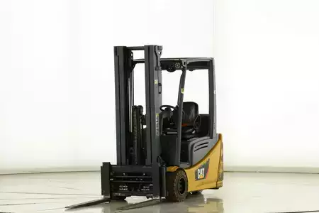 Elektro 3 Rad 2018  CAT Lift Trucks 2-ET-4000 (1)