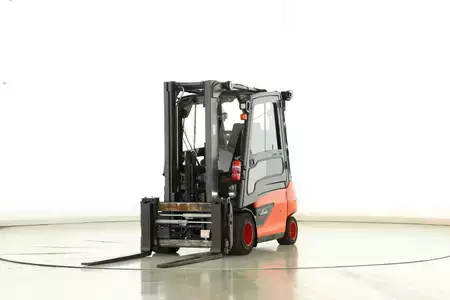 Sähkö - 4 pyör 2019  Linde E-35-L-01 (387) (1)