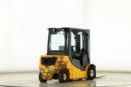 Dieselový VZV 2014  Jungheinrich DFG-430-S (2)