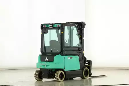 Sähkö - 4 pyör 2020  Mitsubishi FB-20-AN (2)