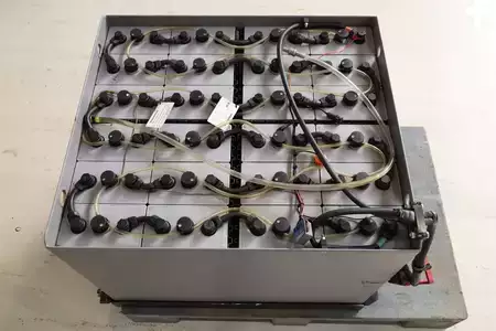 Elektro 3 Rad 2017  Jungheinrich EFG-220 (3)