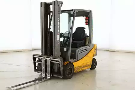 Eléctrico - 4 rodas 2019  Jungheinrich EFG-320 (5)