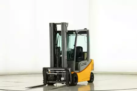 4-wiel elektrische heftrucks 2016  Jungheinrich EFG-320 (1)