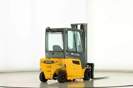 4-wiel elektrische heftrucks 2016  Jungheinrich EFG-320 (2)