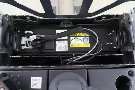 Transpaleta eléctrica 2022  Linde T-20-SP (131) (3)